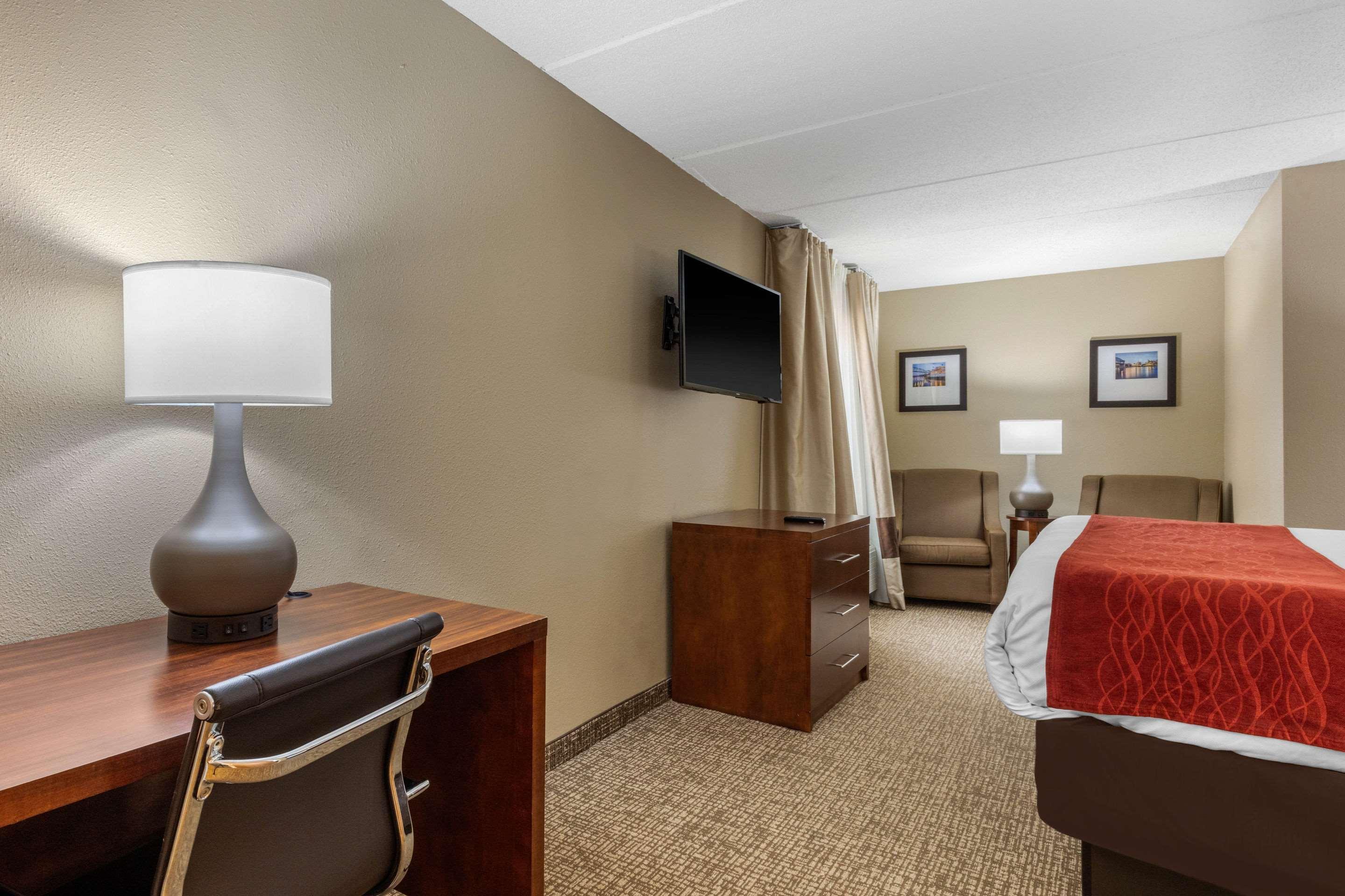 Comfort Inn & Suites Hamilton Place Чатануга Екстериор снимка