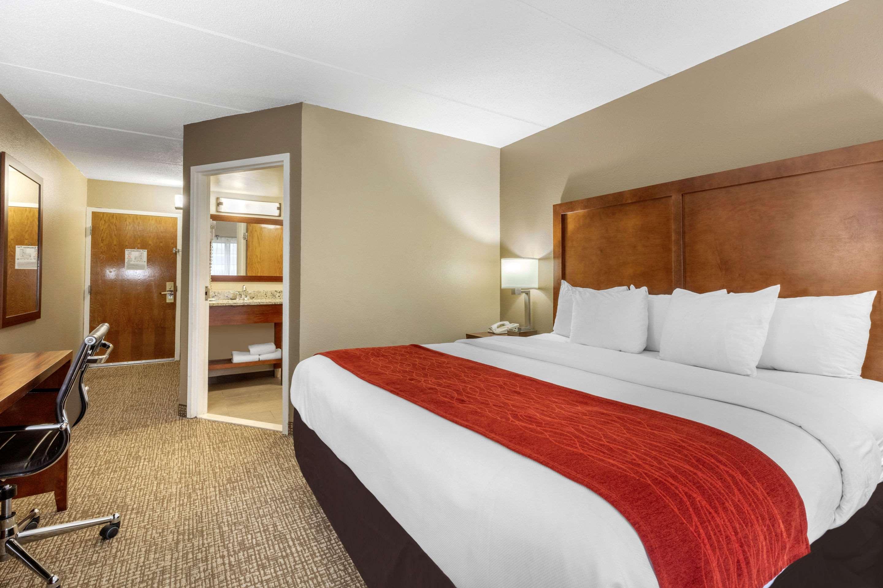 Comfort Inn & Suites Hamilton Place Чатануга Екстериор снимка