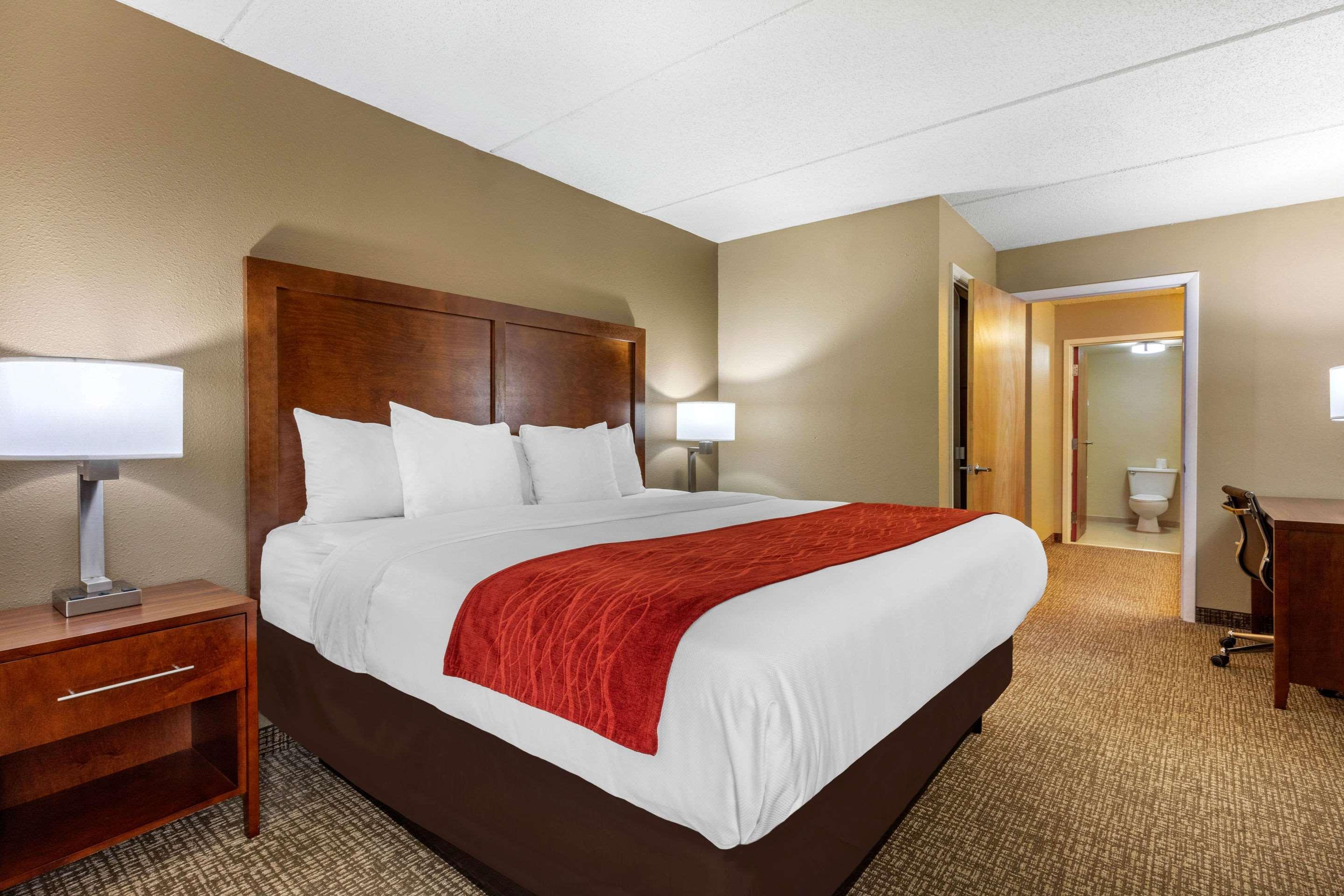 Comfort Inn & Suites Hamilton Place Чатануга Екстериор снимка