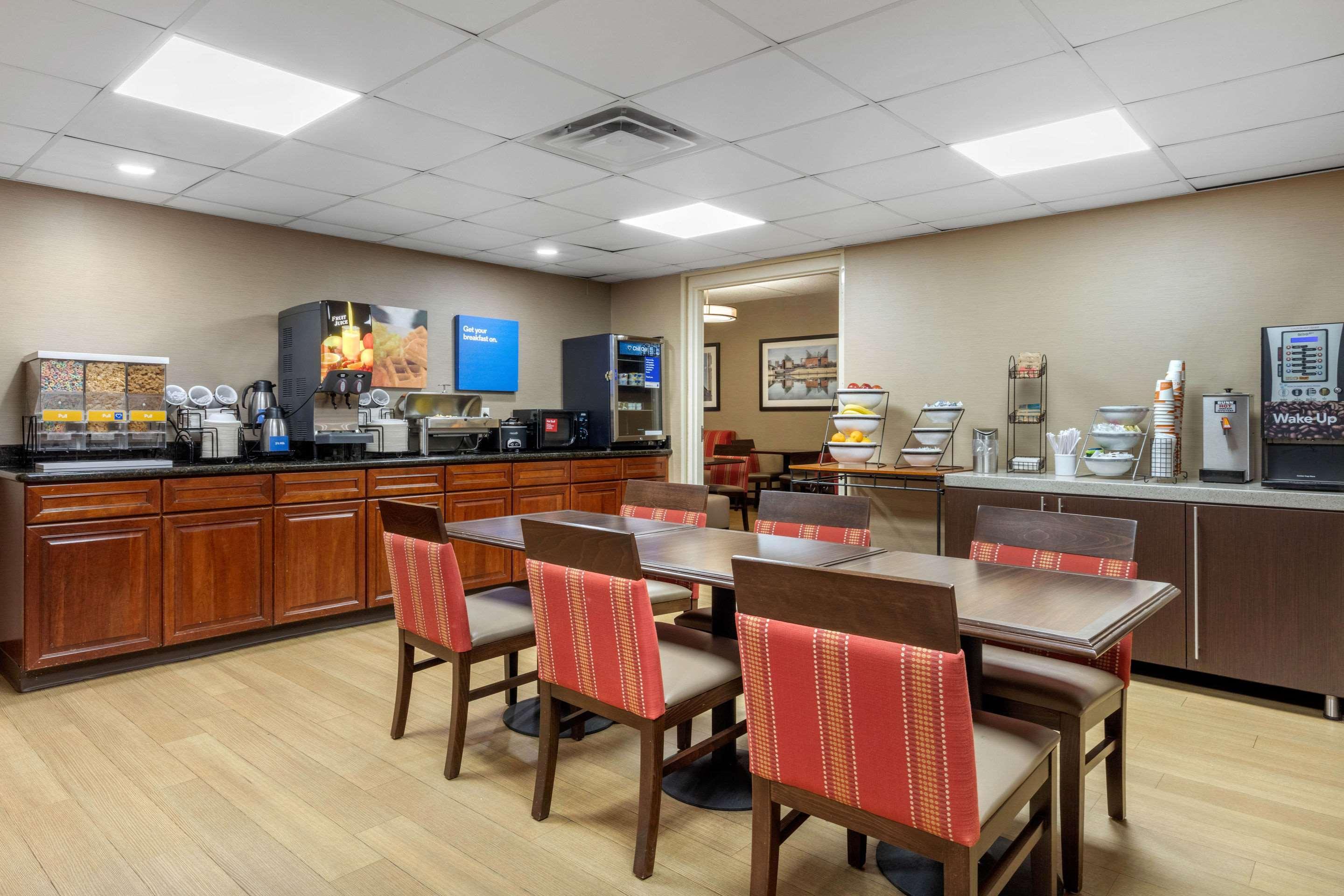 Comfort Inn & Suites Hamilton Place Чатануга Екстериор снимка