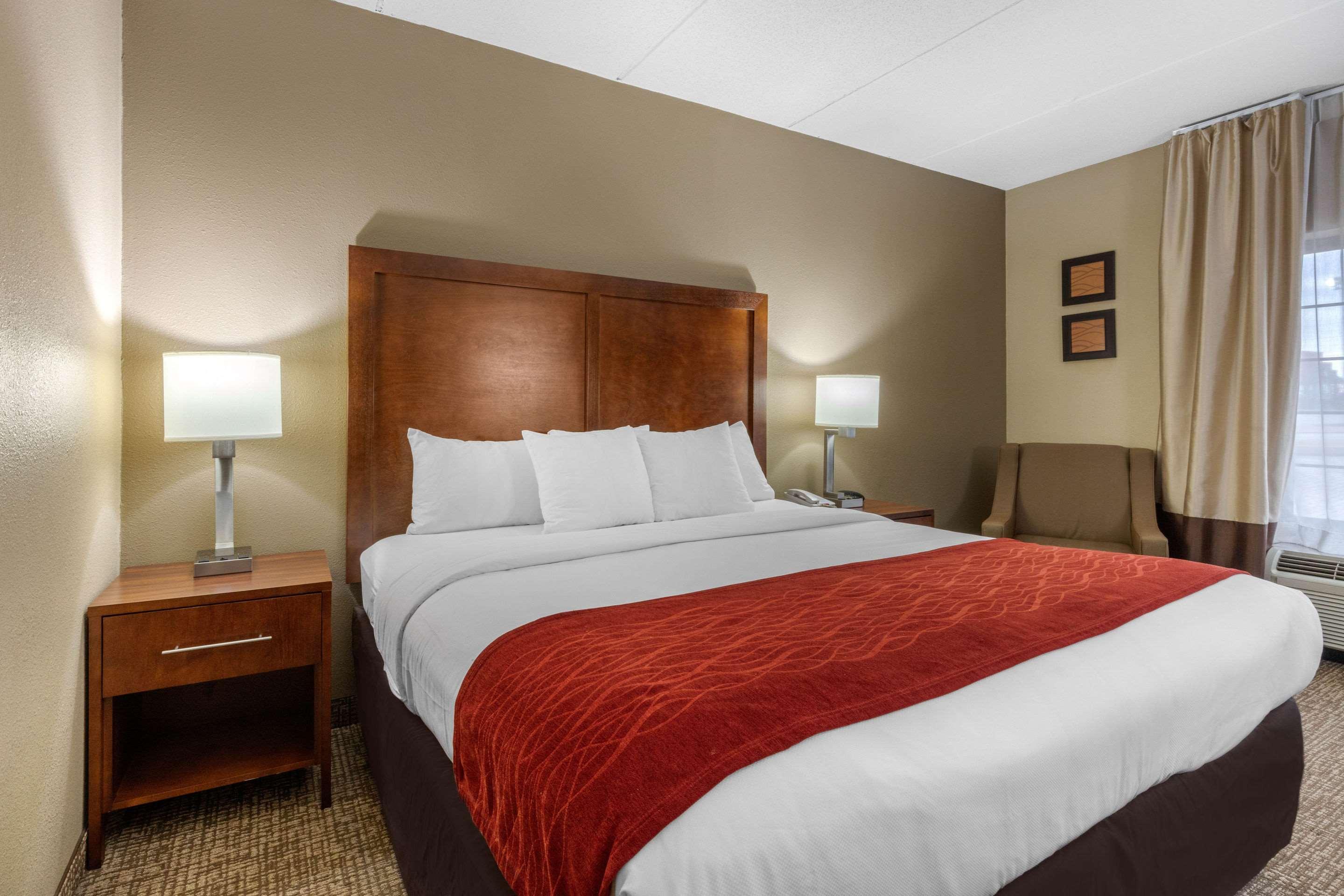 Comfort Inn & Suites Hamilton Place Чатануга Екстериор снимка